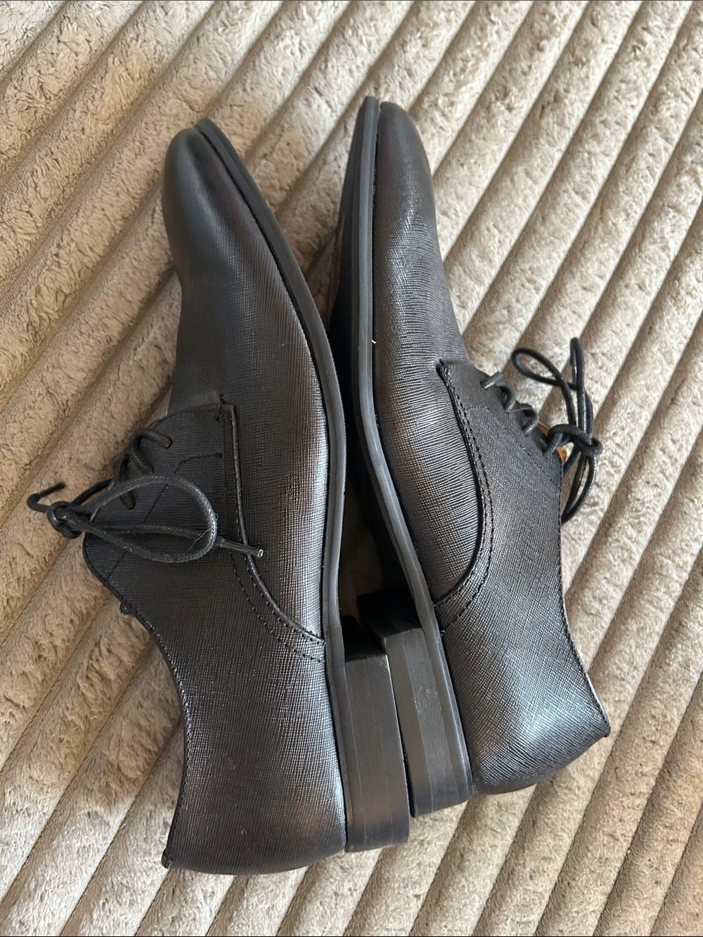 Express Men’s Leather Dress Shoes Size 8 NWT Lace-Up Oxfords Brand New Unworn